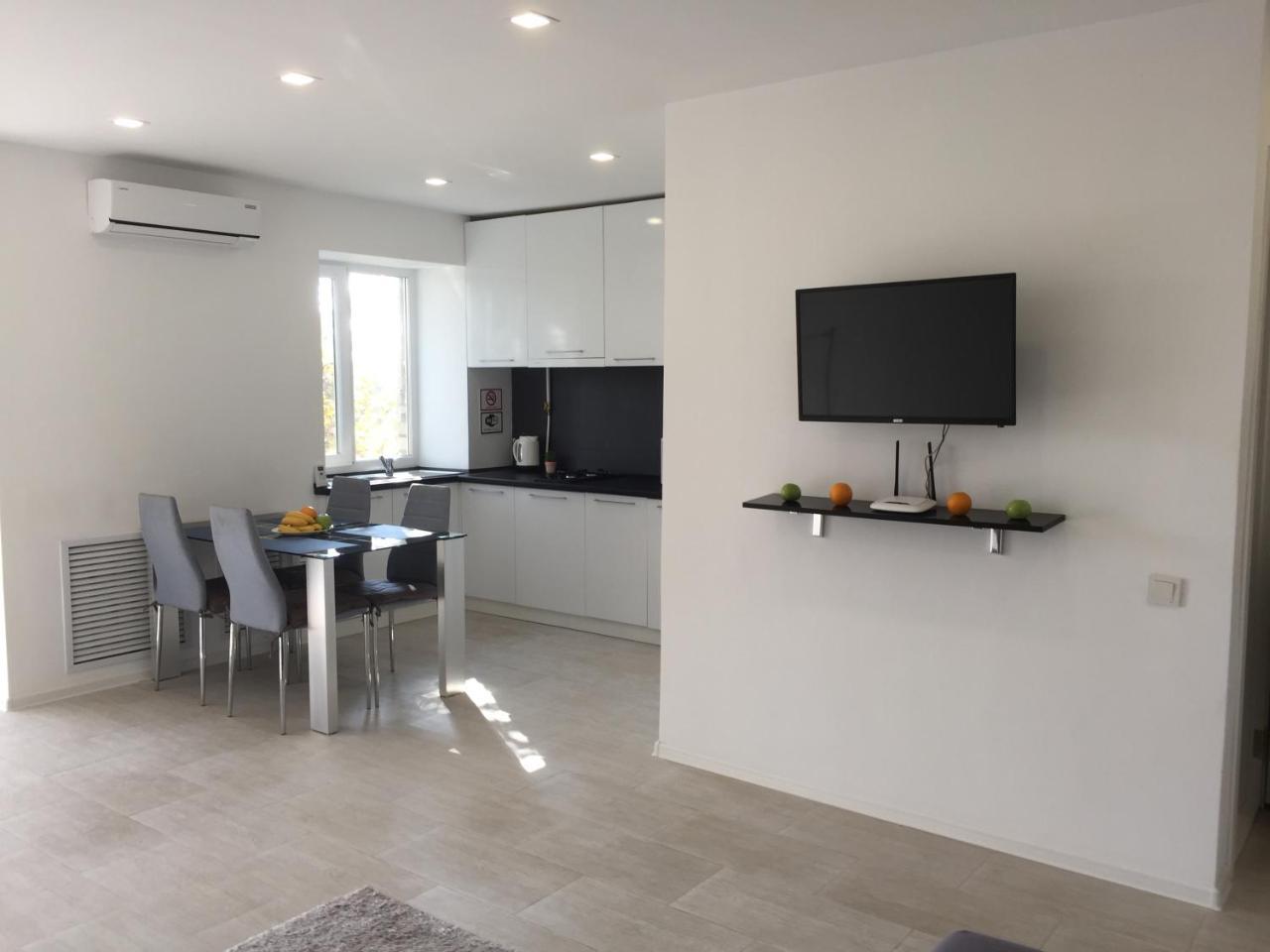 Top View Apartment In The Center Cherson Esterno foto